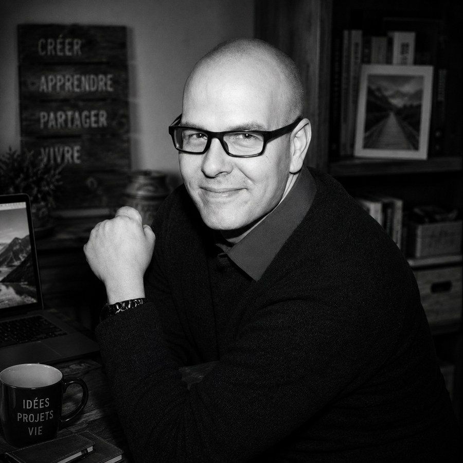 Portrait d’Éric, auteur de Mon grenier, mon atelier